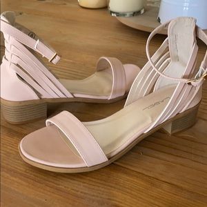 Low blush strappy sandal NEW
